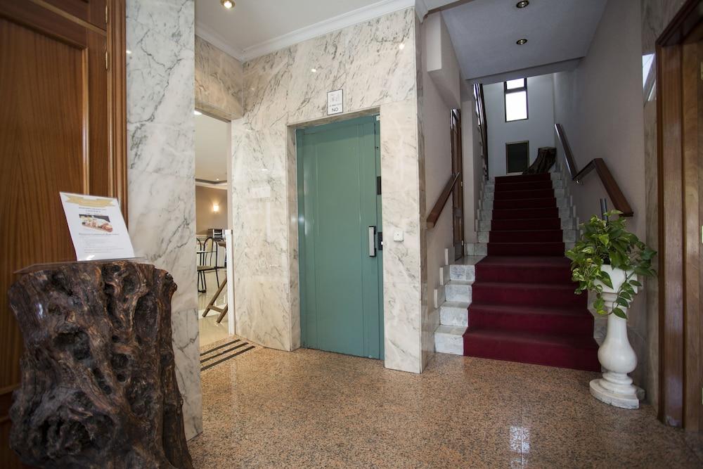 Hotel Victoria Valdemoro Kültér fotó