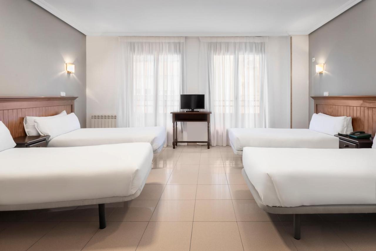 Hotel Victoria Valdemoro Kültér fotó