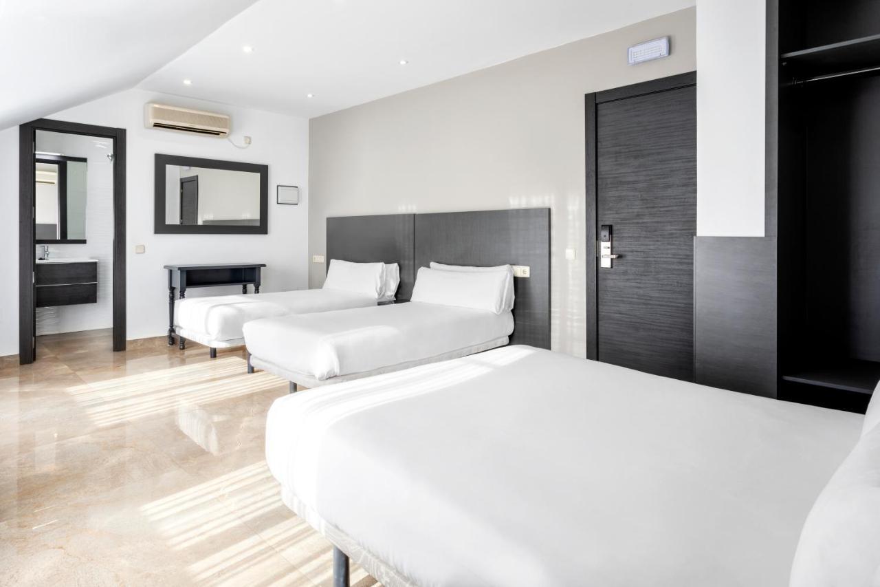 Hotel Victoria Valdemoro Kültér fotó