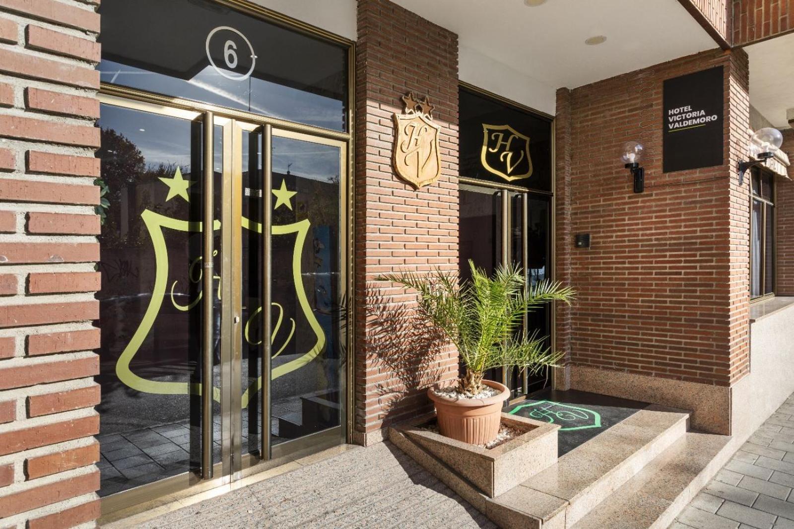 Hotel Victoria Valdemoro Kültér fotó