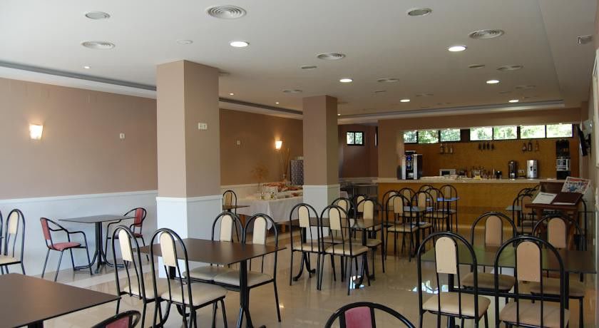 Hotel Victoria Valdemoro Kültér fotó